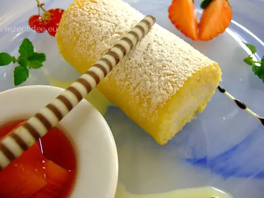 Zitronenröllchen mit Rhabarberragout