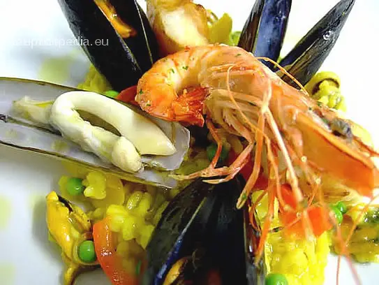 Paella Valenciana von Meeresfrüchten