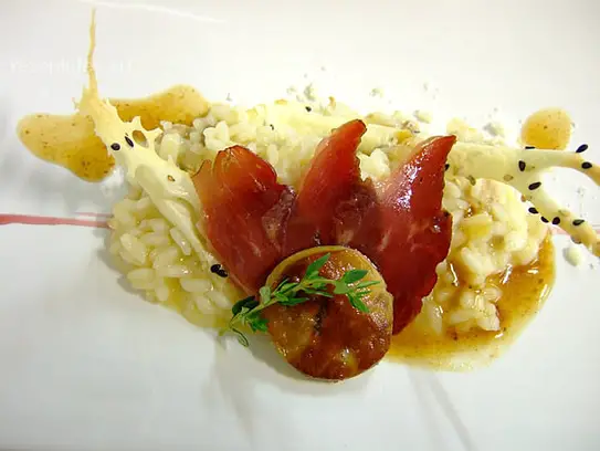 Risotto von der Entenstopfleber mit Fächer von der geräucherten Entenbrust